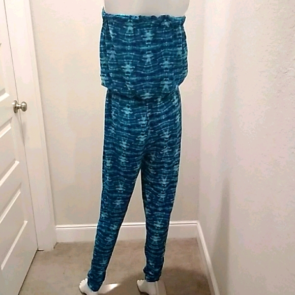 Romper - Picture 4 of 4